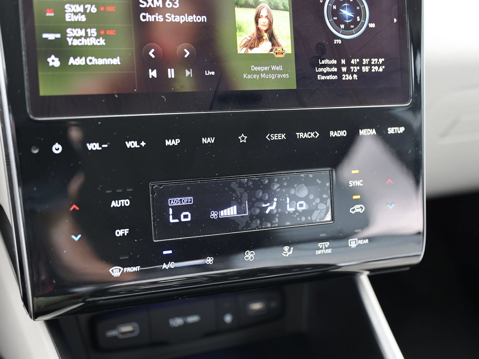 Certified 2023 Hyundai Tucson Limited AWD/4WD image 26