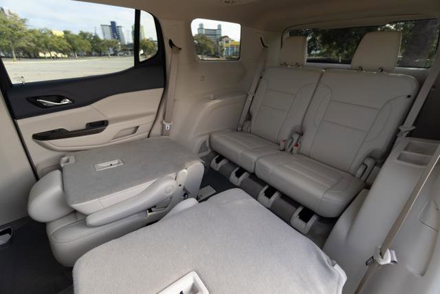 Used 2022 GMC Acadia Denali w/ Denali Ultimate Package image 31