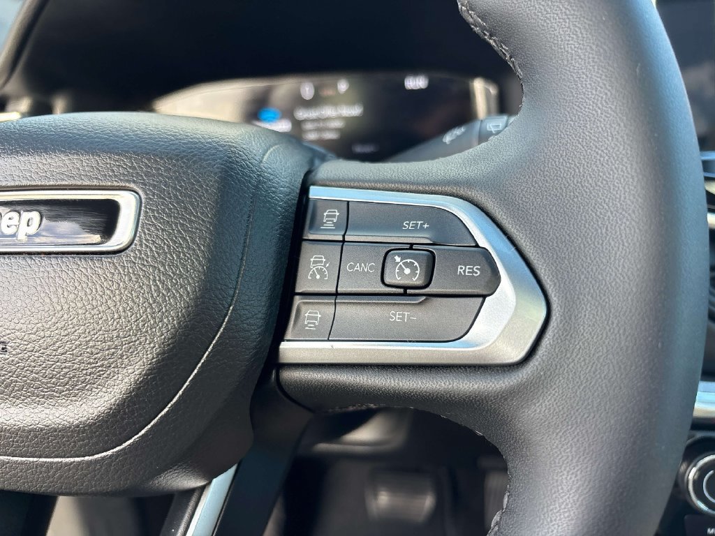 Used 2023 Jeep Compass High Altitude AWD/4WD image 20