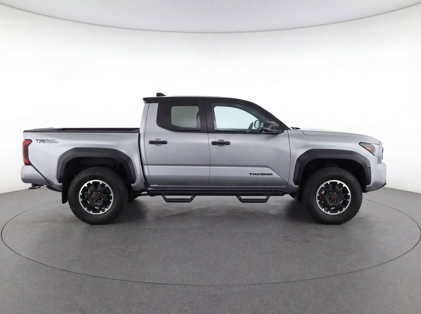 Used 2025 Toyota Tacoma TRD Off-Road AWD/4WD image 11