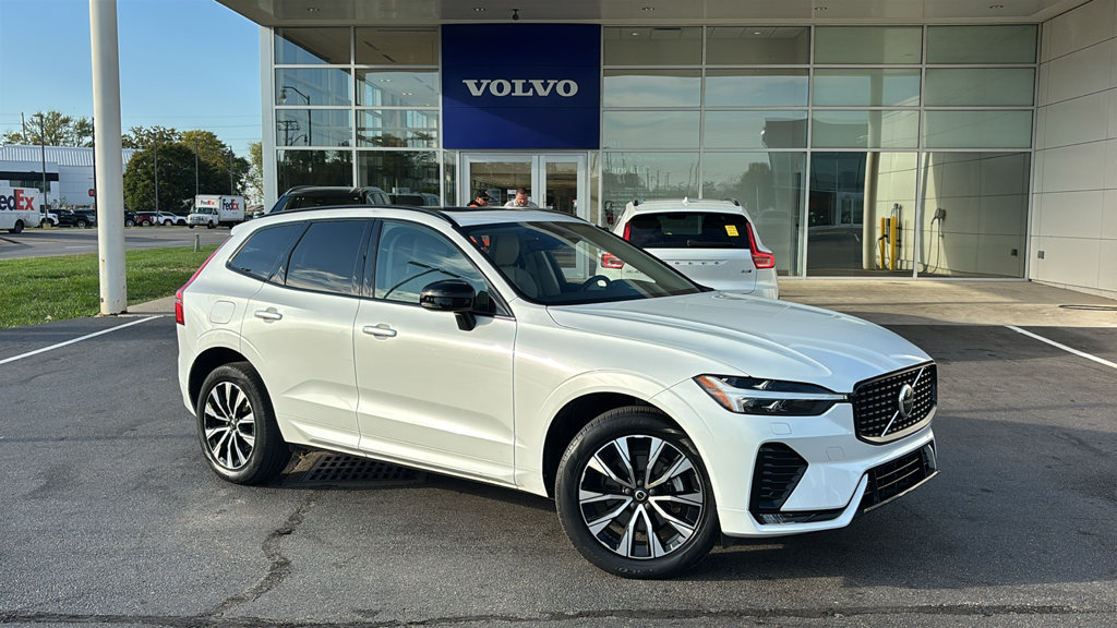 Certified 2024 Volvo XC60 B5 Core w/ Protection Package Premier AWD/4WD image 2