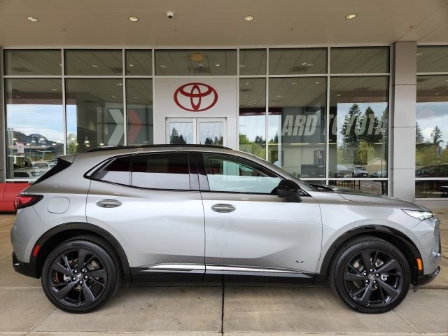 Used 2024 Buick Envision Sport Touring AWD/4WD image 3