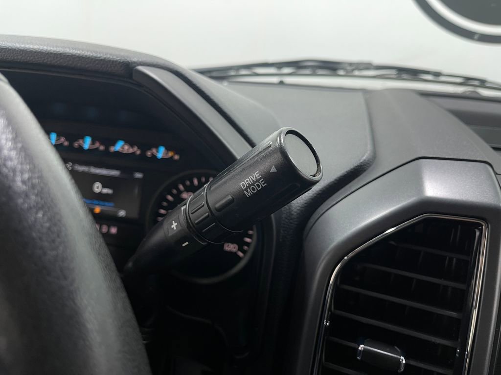 Used 2019 Ford F150 XLT w/ Equipment Group 302A Luxury image 29