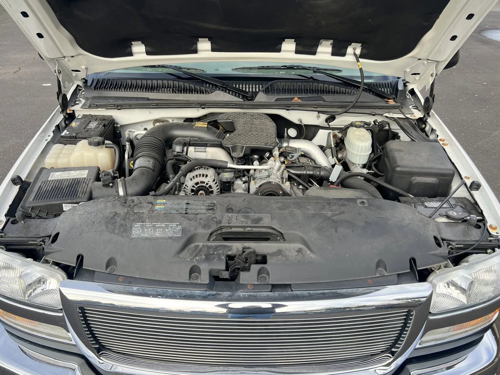 Used 2005 GMC Sierra 3500 SLT w/ Heavy-Duty Power Package image 10