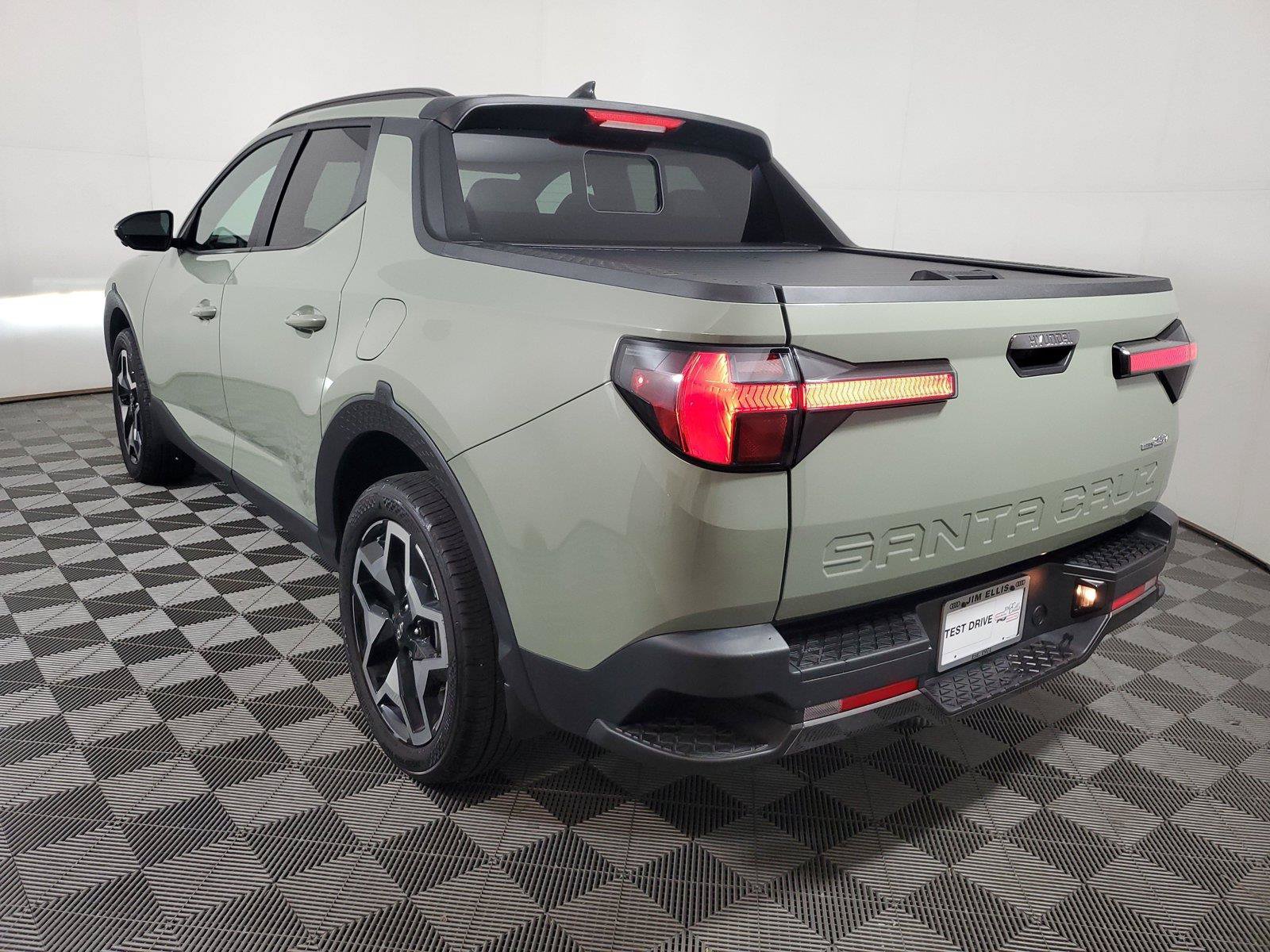 Used 2024 Hyundai Santa Cruz Limited AWD/4WD image 4