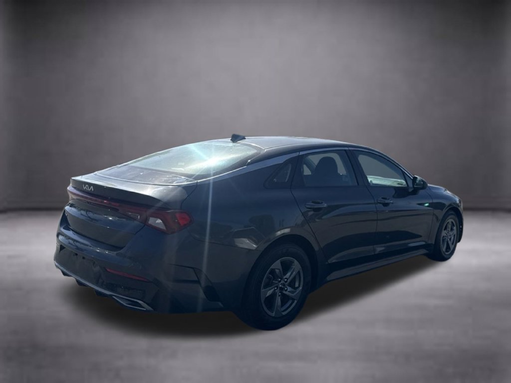Used 2022 Kia K5 LXS FWD image 4