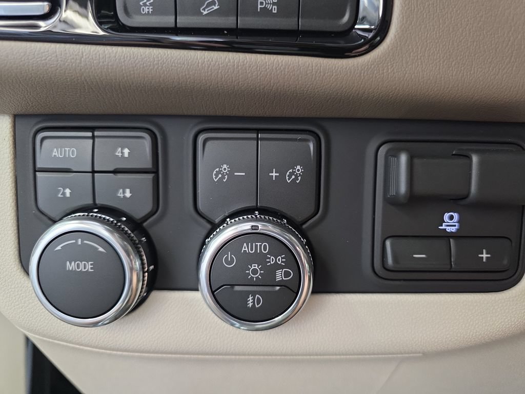 New 2026 GMC Yukon XL Denali w/ Advanced Technology Package AWD/4WD image 29