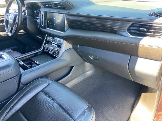 Used 2022 GMC Yukon Denali AWD/4WD image 25