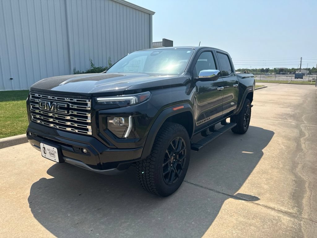 New 2026 GMC Canyon Denali w/ LPO, Denali Black Edition AWD/4WD image 1