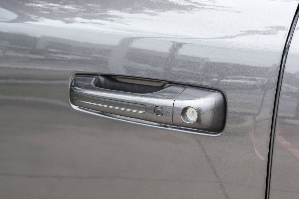 Used 2023 RAM 1500 Laramie AWD/4WD image 57