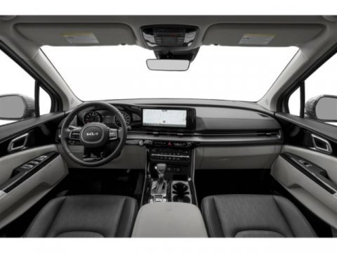 Used 2024 Kia Carnival EX image 11