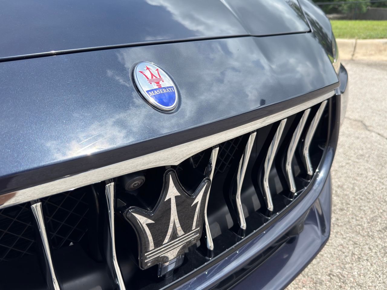 Used 2019 Maserati Ghibli S image 4