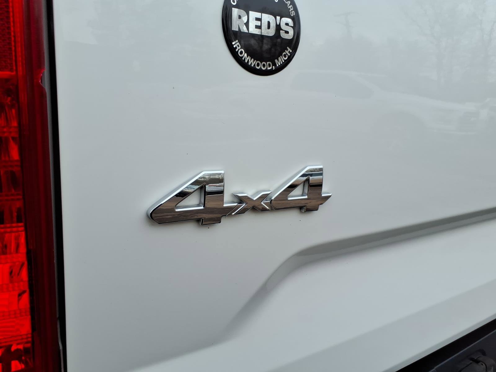 Used 2016 Toyota Tundra SR image 4