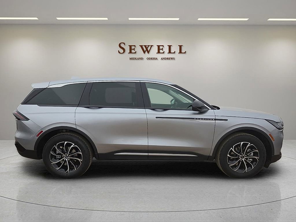New 2026 Lincoln Nautilus Premier AWD/4WD image 5
