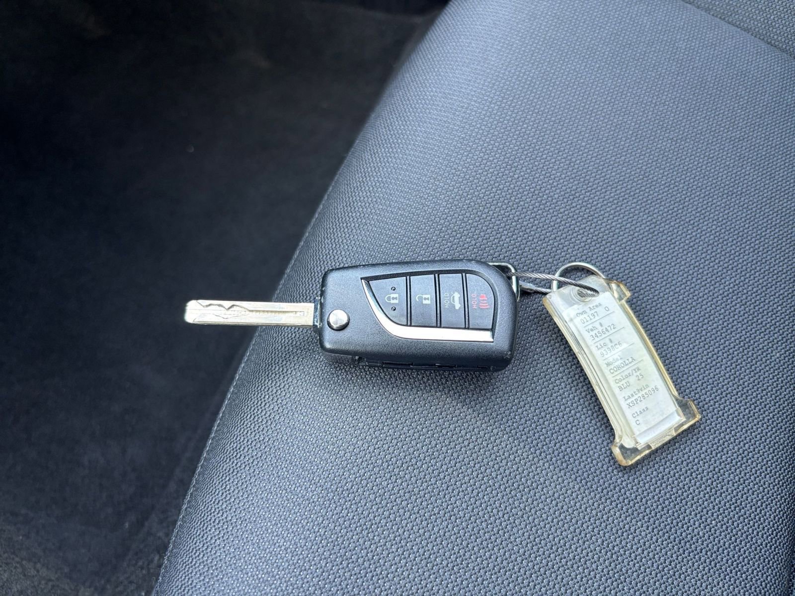 Used 2025 Toyota Corolla LE image 21