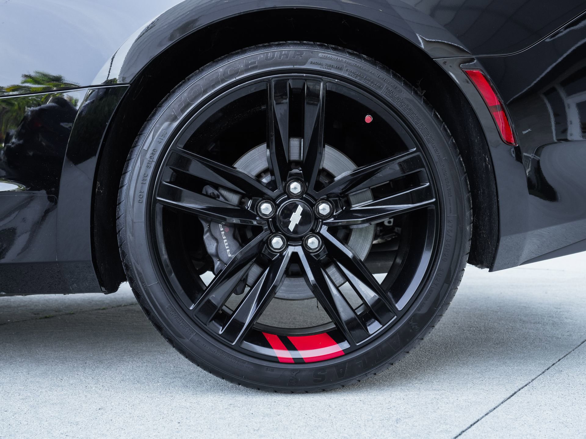 Used 2018 Chevrolet Camaro SS w/ Redline Edition RWD image 34