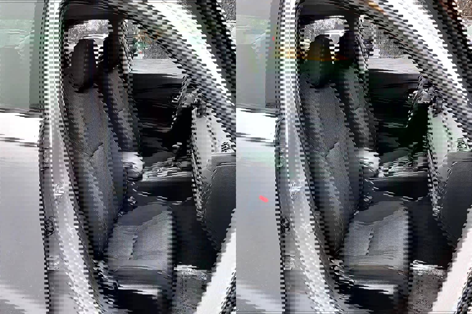 Used 2023 Honda Accord EX image 8