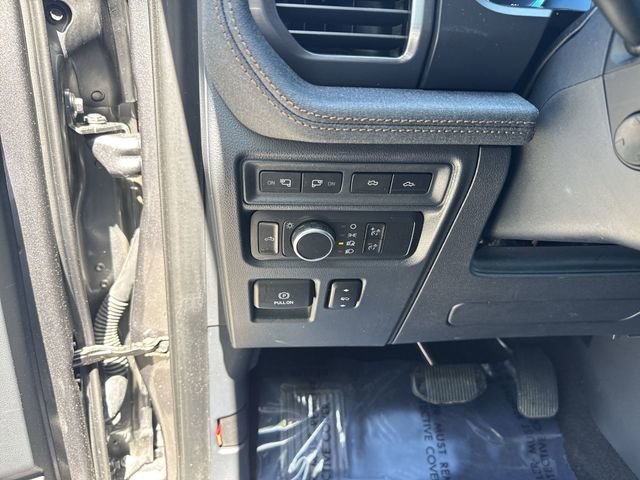 Used 2022 Ford F150 Lightning Lariat w/ Equipment Group 511A High AWD/4WD image 25