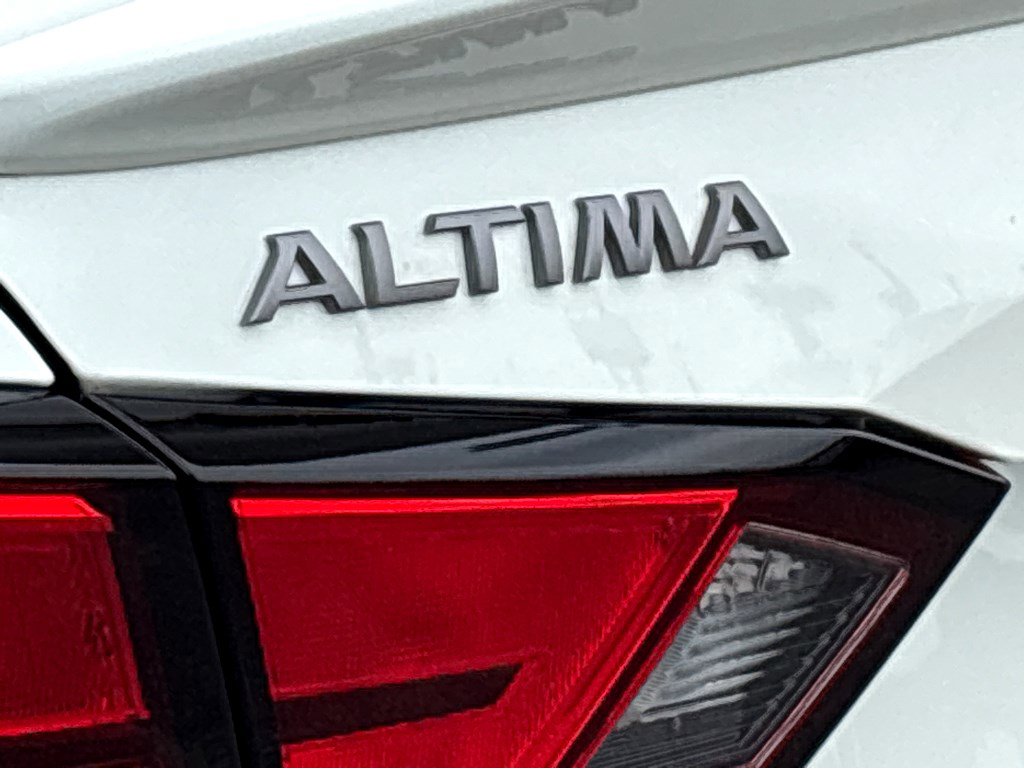 Used 2025 Nissan Altima 2.5 SV w/ SV Special Edition Package FWD image 26