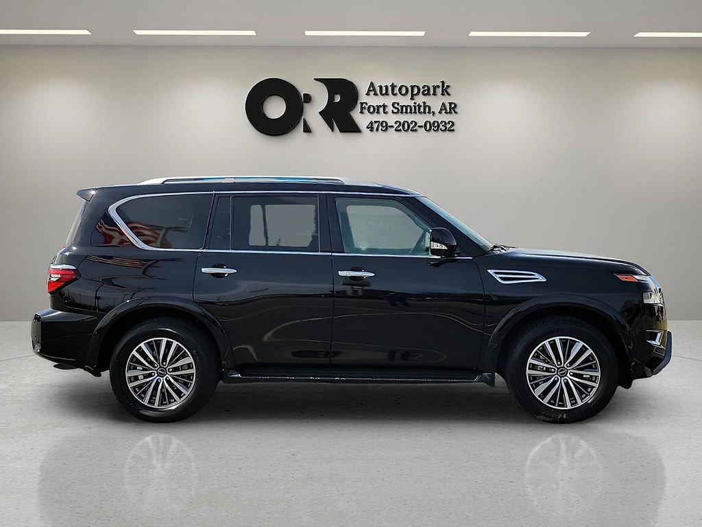 Used 2024 Nissan Armada SL w/ Captain's Chairs Package image 6