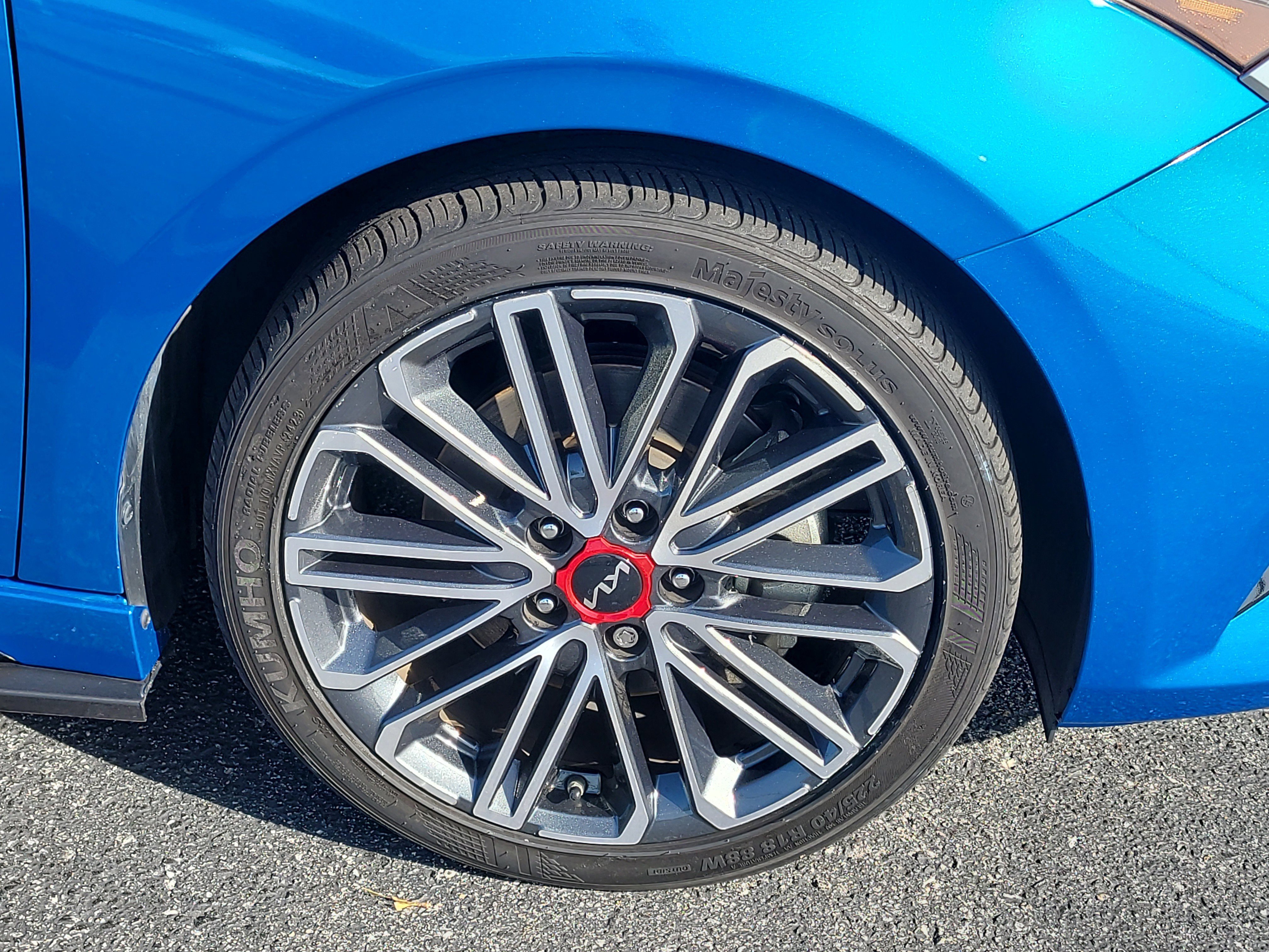 Used 2024 Kia Forte GT w/ GT2 Package image 9