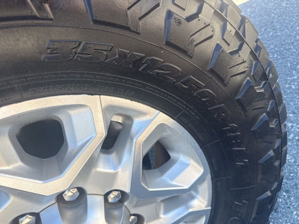 Used 2023 Chevrolet Silverado 2500 LT AWD/4WD image 31