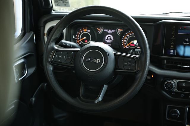 Used 2024 Jeep Wrangler Sport image 27