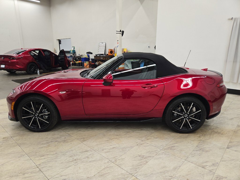 Used 2024 MAZDA MX-5 Miata Grand Touring w/ Appearance Package image 4