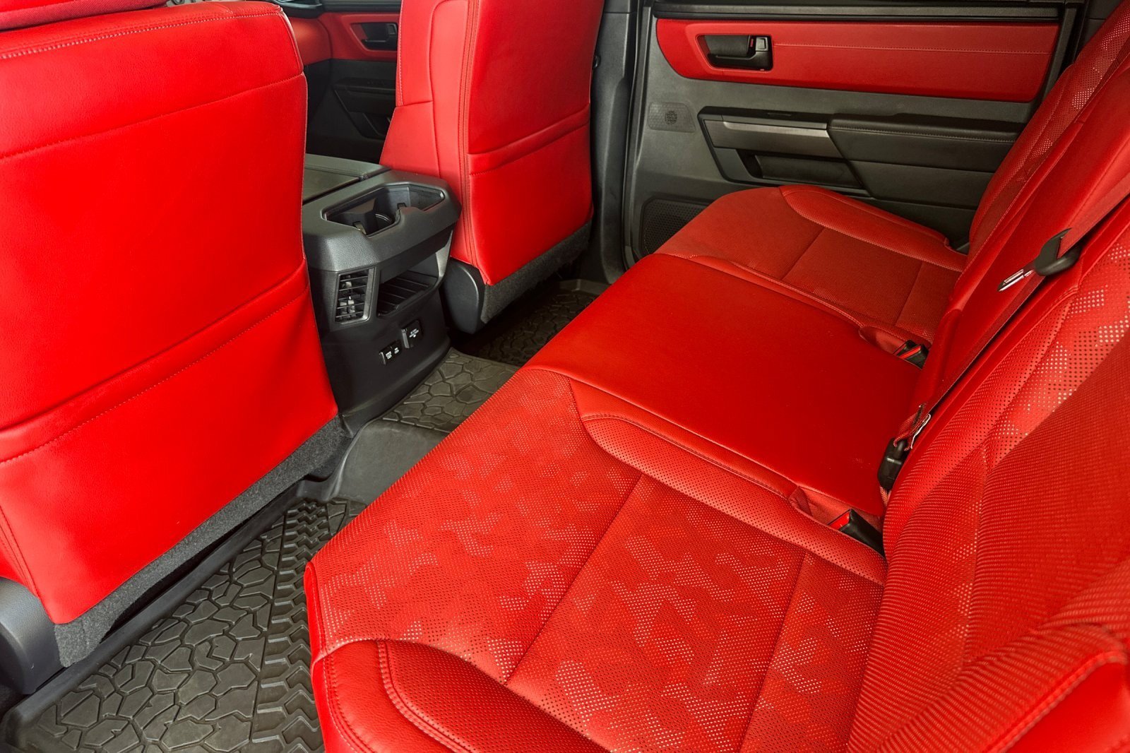 Used 2024 Toyota Tundra TRD Pro AWD/4WD image 11