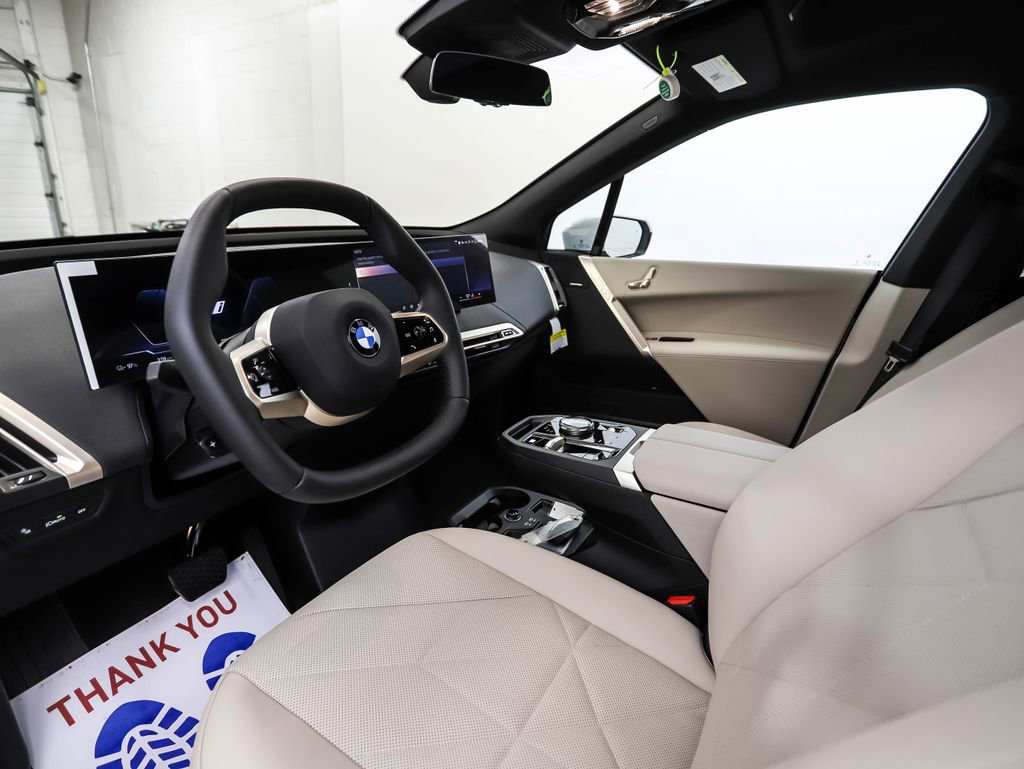 New 2026 BMW iX xDrive60 image 11