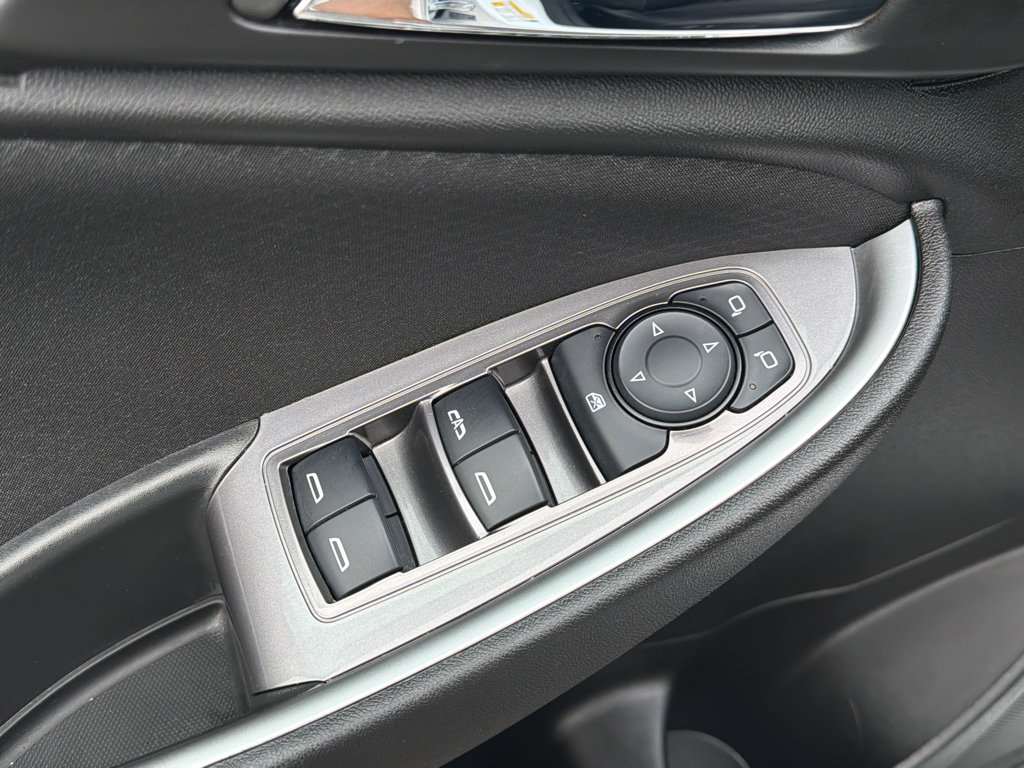 Used 2024 Chevrolet Malibu LT FWD image 12