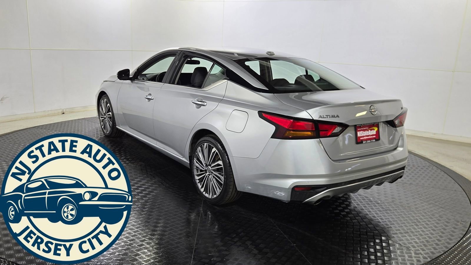 Used 2023 Nissan Altima 2.5 SL image 5