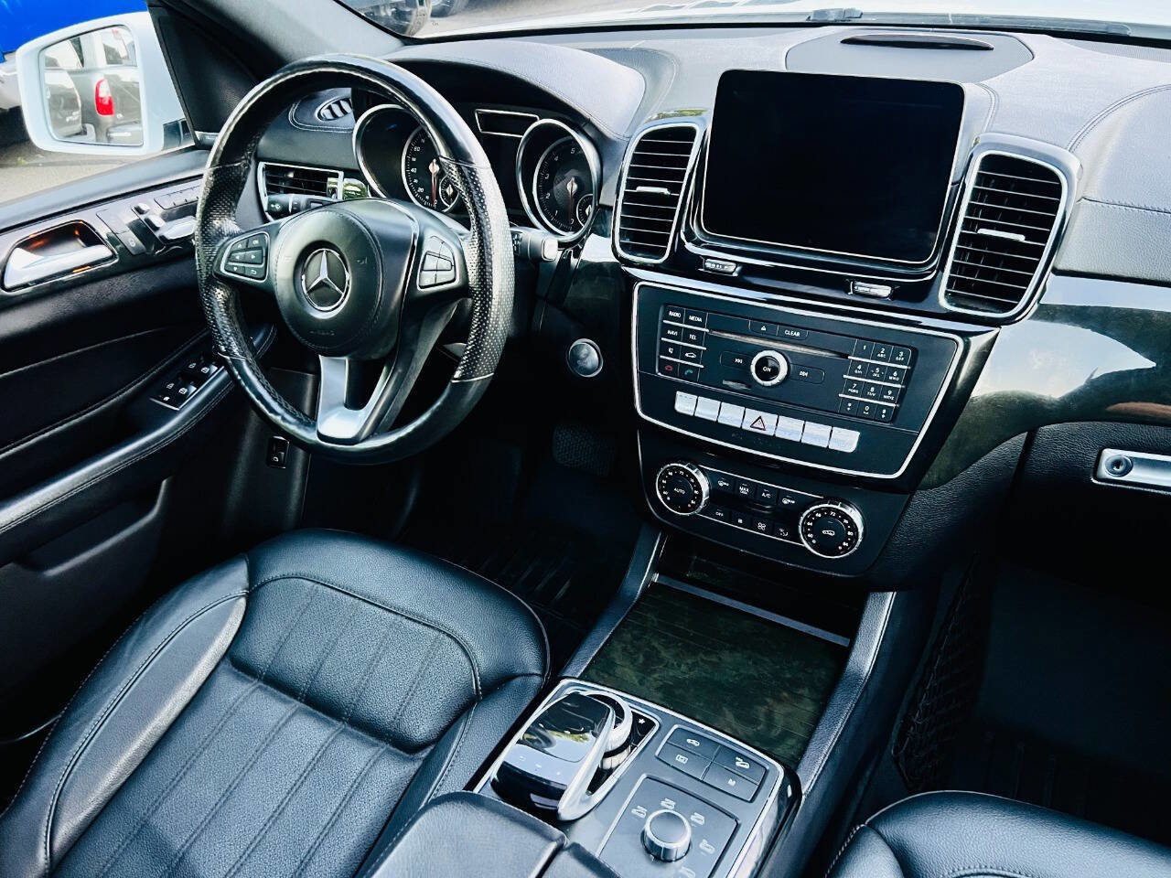 Used 2019 Mercedes-Benz GLS 450 4MATIC image 21