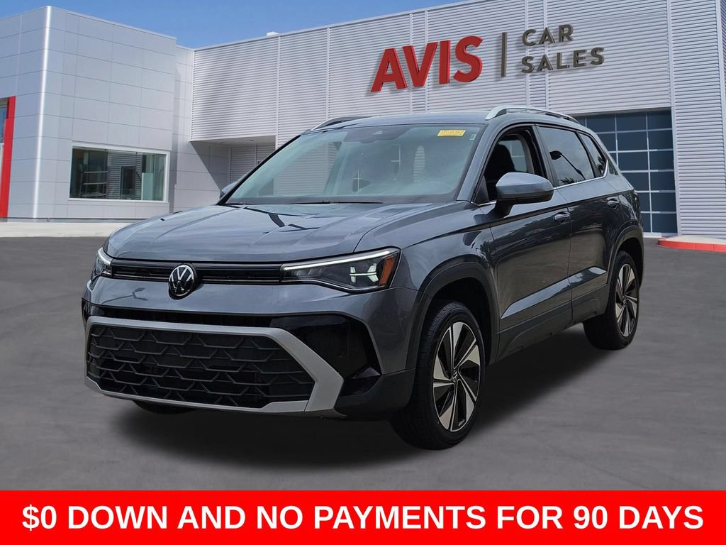 Used 2025 Volkswagen Taos SE AWD/4WD image 1
