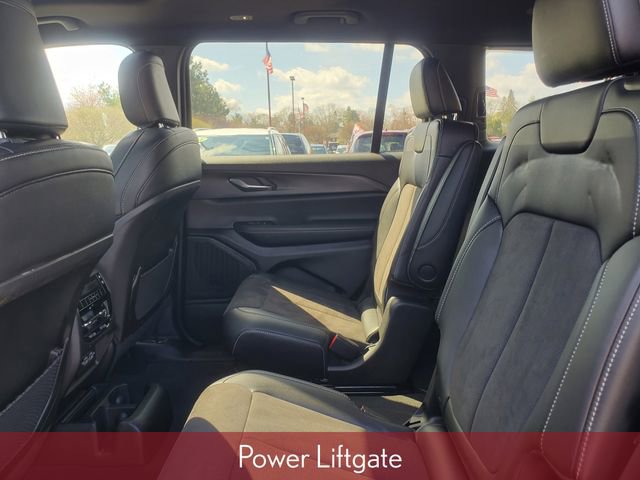 Used 2024 Jeep Grand Cherokee L Altitude AWD/4WD image 38