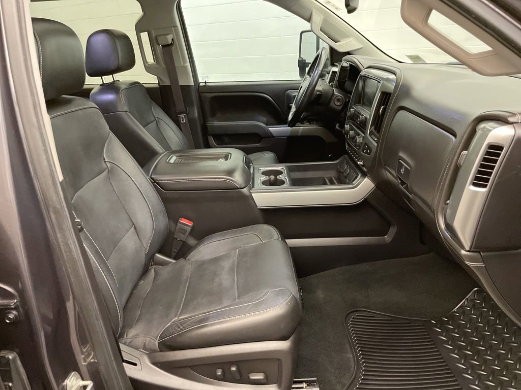 Used 2016 Chevrolet Silverado 2500 LTZ w/ Duramax Plus Package AWD/4WD image 26