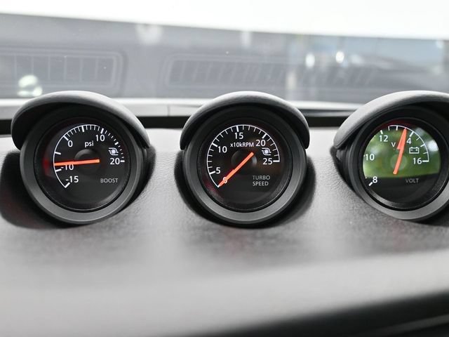 Used 2024 Nissan Z Performance w/ Floor Mat Package RWD image 18