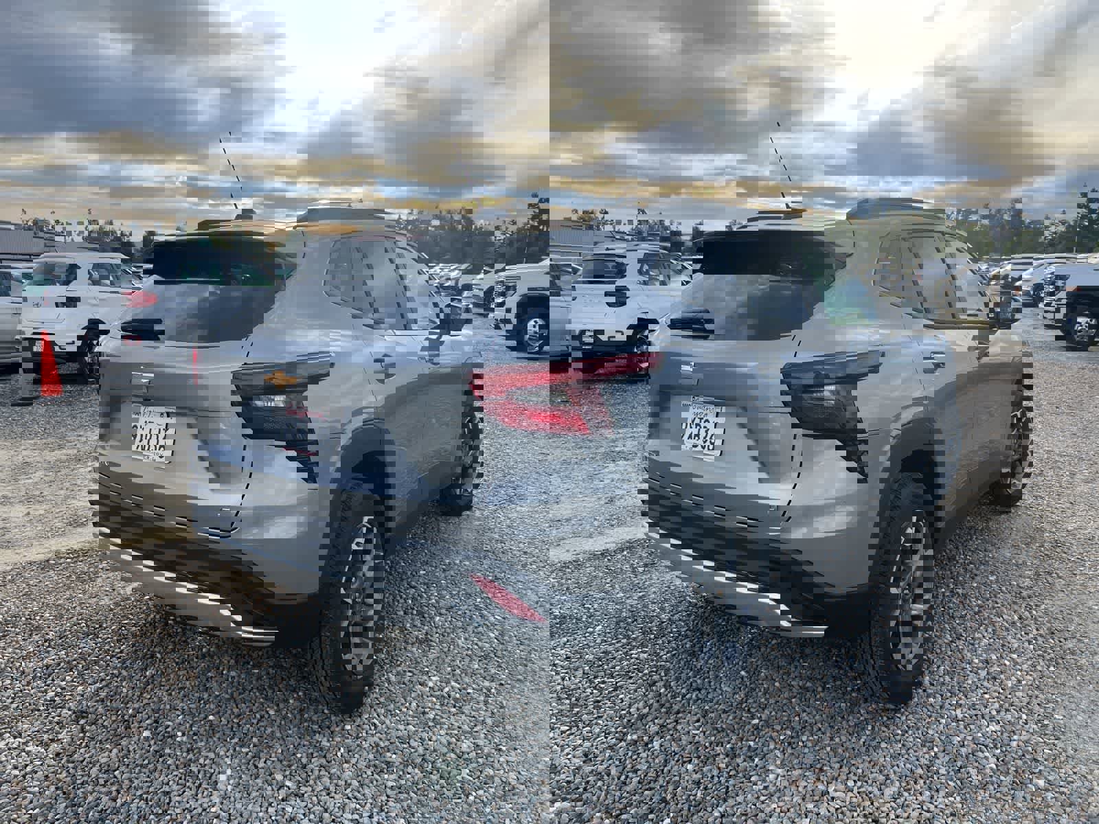 Used 2026 Chevrolet Trax LT FWD image 5