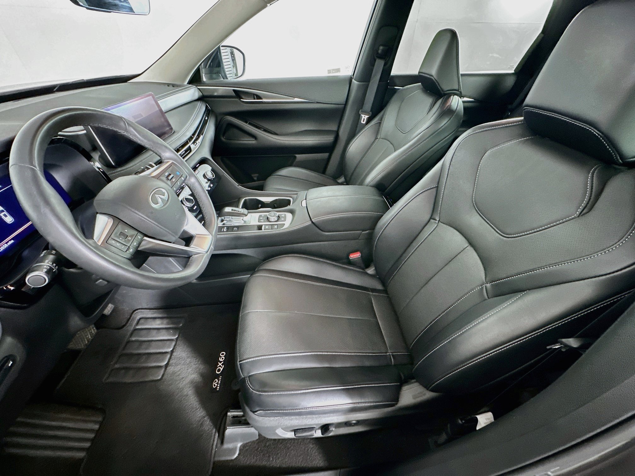Used 2023 INFINITI QX60 Luxe w/ Cargo Package AWD/4WD image 13