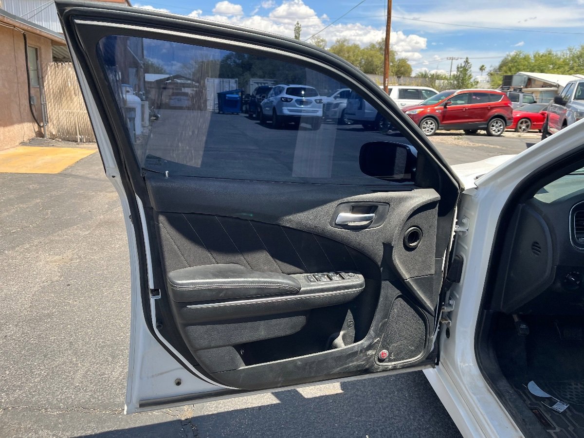 Used 2018 Dodge Charger SXT Plus w/ Beats Audio Group RWD image 12