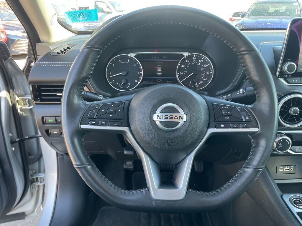 Used 2022 Nissan Sentra SV FWD image 15