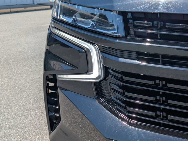 Used 2024 Chevrolet Suburban RST w/ Sport Performance Package RWD image 11