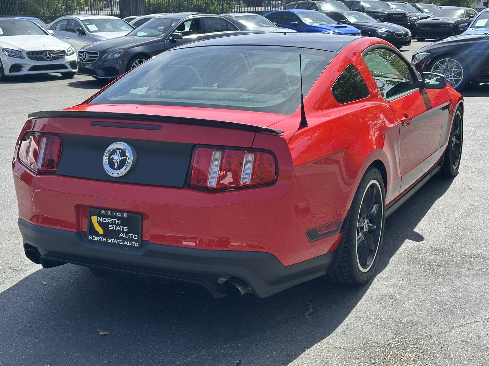 Used 2012 Ford Mustang Boss 302 w/ Boss 302 Accessory Pkg image 9