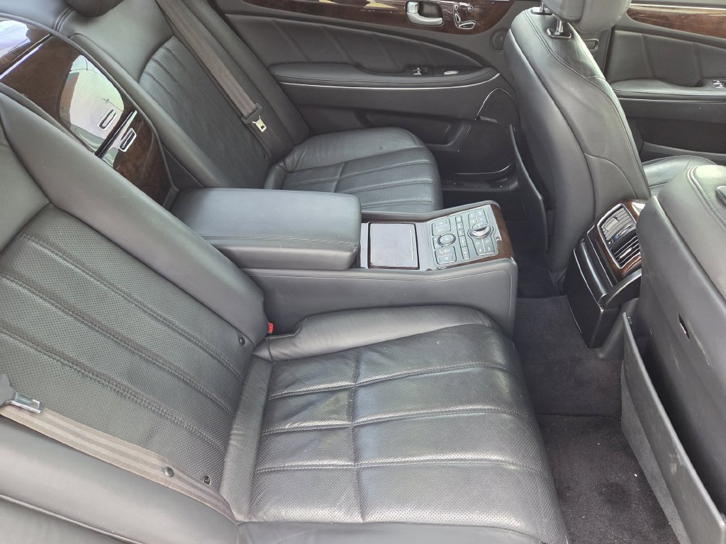 Used 2012 Hyundai Equus Ultimate RWD image 33