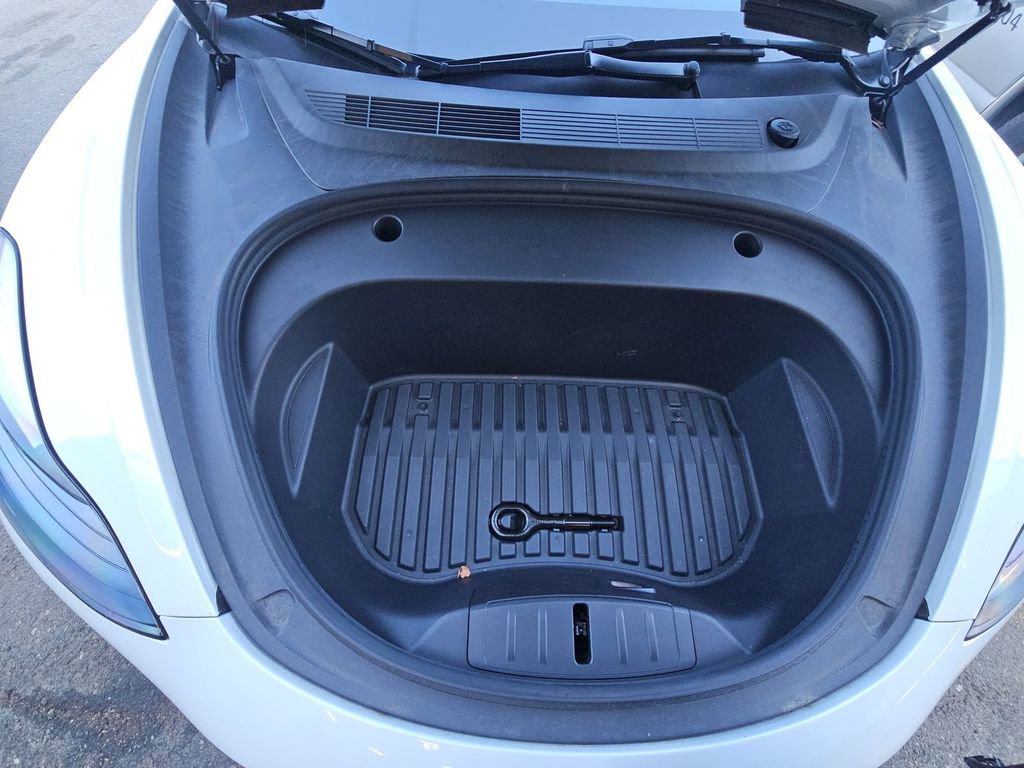 Used 2023 Tesla Model 3 Standard Range RWD image 17