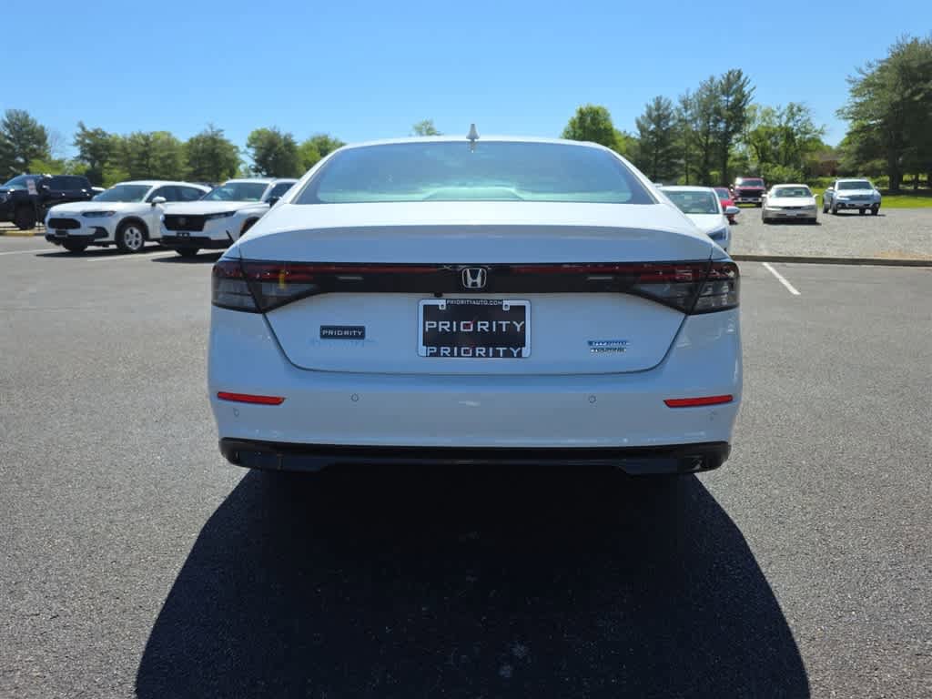 Certified 2025 Honda Accord Touring image 9