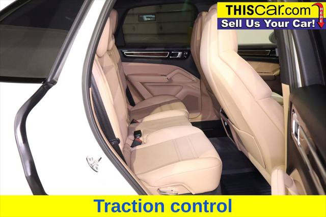 Used 2020 Porsche Cayenne S AWD/4WD image 28
