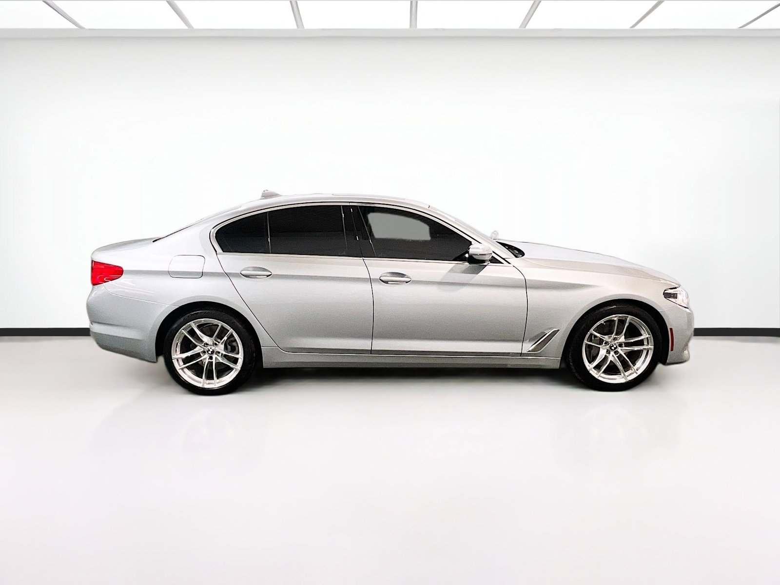 Used 2020 BMW 540i w/ Premium Package RWD image 26