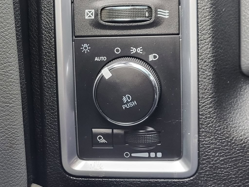 Used 2018 RAM 1500 Big Horn AWD/4WD image 13