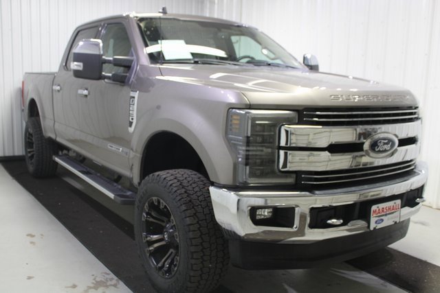 Used 2019 Ford F250 Lariat w/ Chrome Package image 1